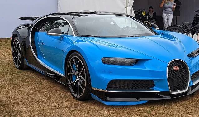 Bugatti Chiron Carbon Fiber Front Lips
