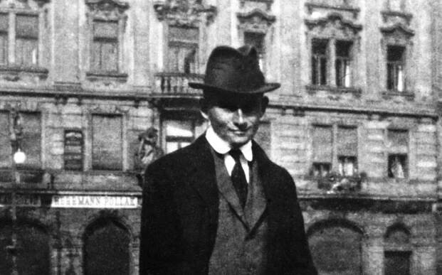 Franz Kafka. Tichý návštěvník kabaretů a kaváren. Nostalgická kavárnička