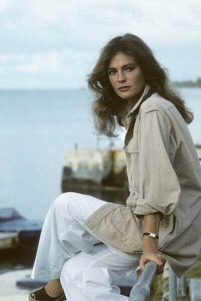 7 Icons of 1970s Style and How to Get Their Look in 2025 | Jacqueline bisset, 1970s fashion, Style