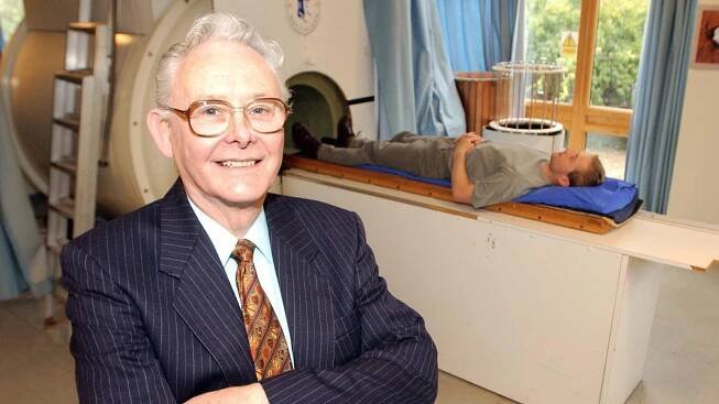 Peter Mansfield, M.R.I. Pioneer and Nobel Laureate, Dies at 83