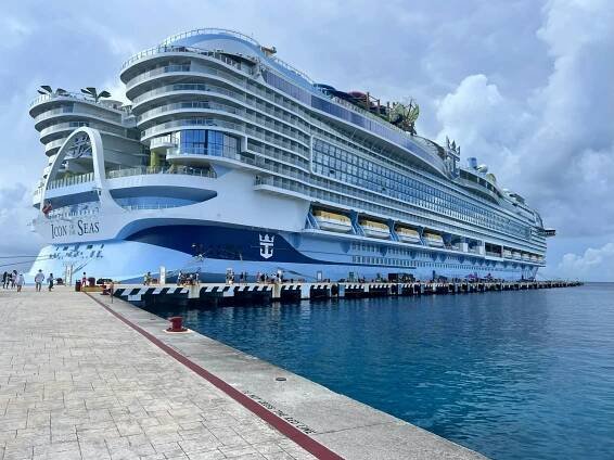 View of Icon of the Seas docked in Cozumel, Mexico. (Photo: Jorge Oliver)
