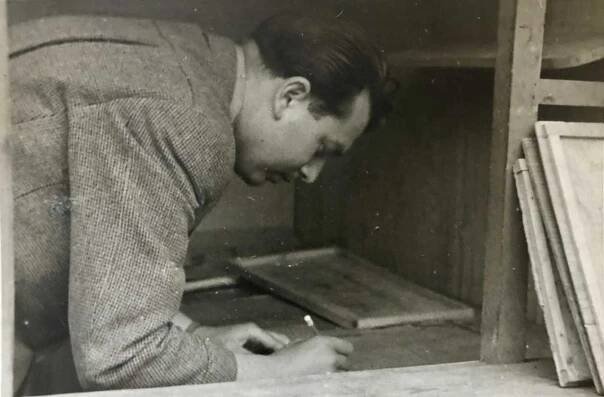 Talentovaného architekta Rudolfa Lukeše vyhodili z Barrandova. Ve světě se proslavil leporely