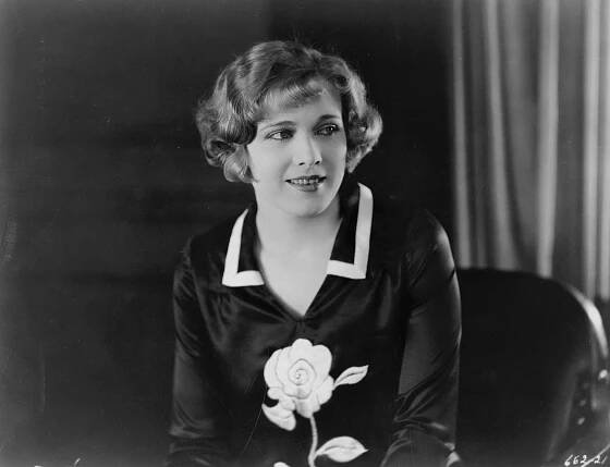 Figures Don't Lie - Z filmu - Esther Ralston