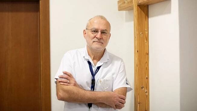 Nejsme jen službou pro věřící. Pacienti s námi můžou mlčet i brečet, říká nemocniční kaplan