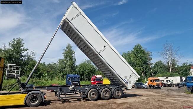 Schmitz Cargobull SGF / Sklápěčka / 48cbm / Kombi vrata | KAMION-NONSTOP
