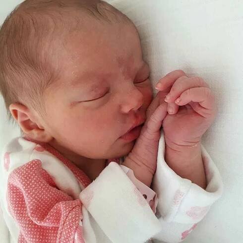Anna Marie Kulhánková, 5.6.2021,  Leskovice, 2800 g, 48 cm