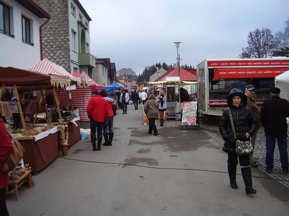 Kateřinské trhy 2013 – Město Svratka