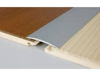 přechodová lišta Přechodový profil š. 100 mm, délka 270 cm, barva stříbro (Podlahová lišta,Přechodová lišta, přechodový profil, hliníkový přechodový profil, bezbariérový práh, kobercové ukončení, lišta na ukočení podlahové krytiny, ukončovací líšta, zakončovací lišta,)