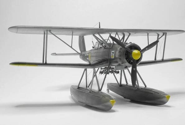 Arado Ar-95 1/72 - postavený model Jana Šimona
