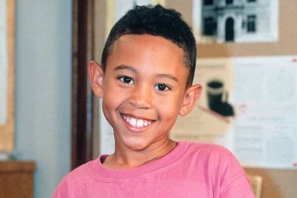 Tahj Mowry recalls difficulty of returning to middle school after filming Smart Guy: 'Everyone hated me'