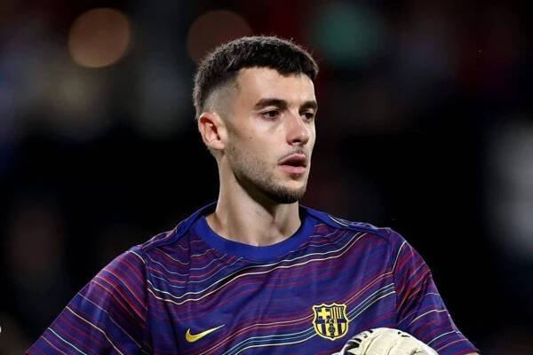 Barcelona say Joan Garcia out six weeks with knee injury, Raphinha out three weeks with thigh issue