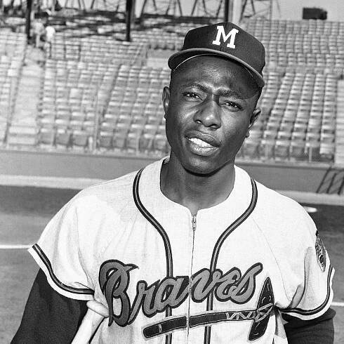Hank Aaron Photos: A Quiet Life of Loud Home Runs