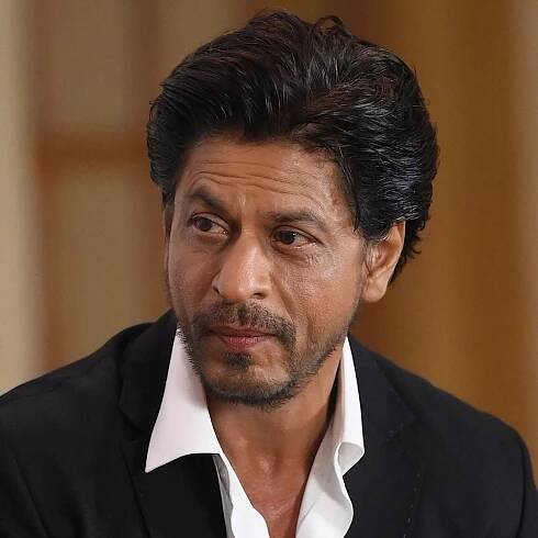 Shah Rukh Khan says ‘it’s good to be back’ after winning first acting award in 8 years