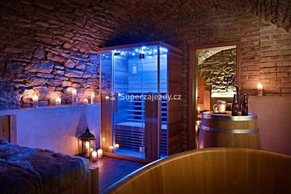 ZÁMEK WICHTERLE HOTEL A PIVNÍ LÁZNĚ SLAVIČÍN - Česká Republika - Východní Morava - Zlínsko a Luhačovicko | Superzajezdy.cz