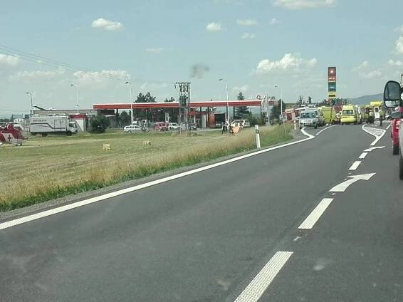 Mezi oběťmi tragické nehody u Bohuňovic je i dítě, další bylo transportováno s těžkým zraněním vrtulníkem