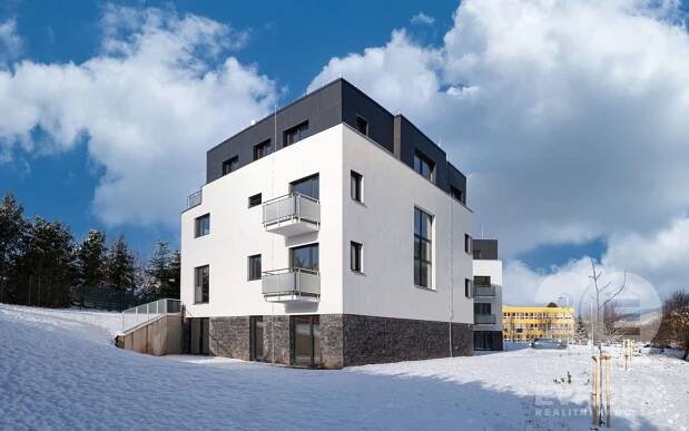 3+kk, Horní, Vrchlabí, 71 m²