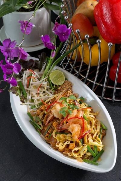 Brasserie C’est La Vie - BYD Lofts Boutique Hotel & Serviced Apartments