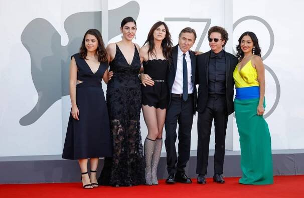 Venice Red Carpet - Charlotte Gainsbourg, Tim Roth, Michel Franco, Iazua Larios - Západ slunce - Z akcí