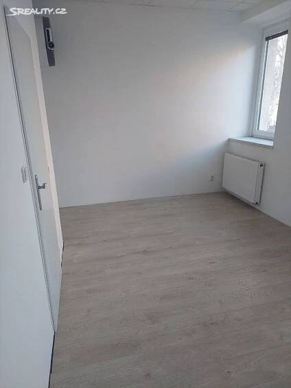 Pronájem Byt 2+kk, Závodu míru, Karlovy Vary - Stará Role
