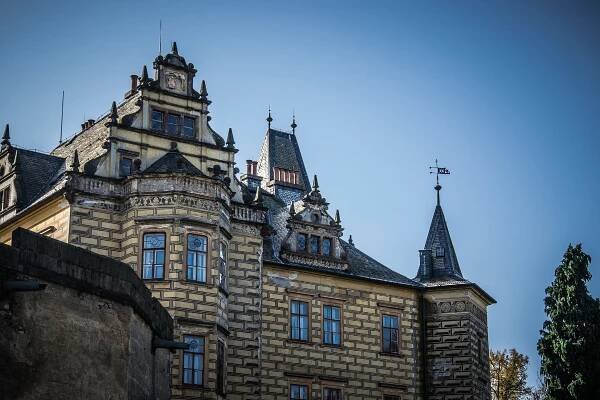 Hrad a zámek Frýdlant | TuristickaMapa.cz