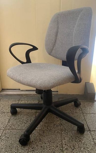Prodám zánovní židli. Pův. cena 3990,- Kč nyní 500,- Kč - InzerceTrinec.cz
