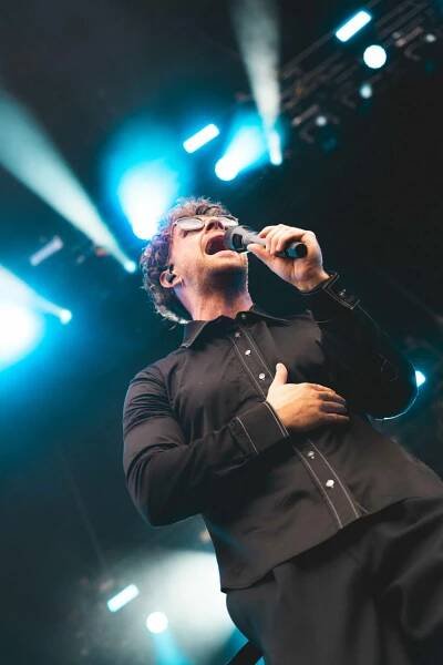 Tom Grennan MONS Ben Bannister on the OD505 - Austrian Audio