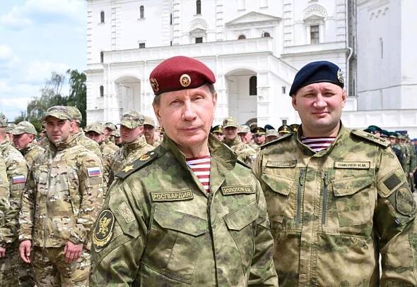 Šéf Národní gardy Zolotov: Wagnerovci námi mohli projít jako nůž máslem. Putin mu slíbil tanky