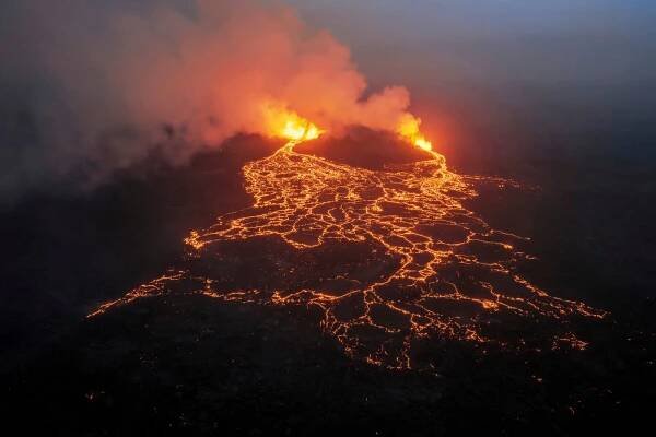 Blíží se něco velkého? Sopečné erupce pod drobnohledem vědců