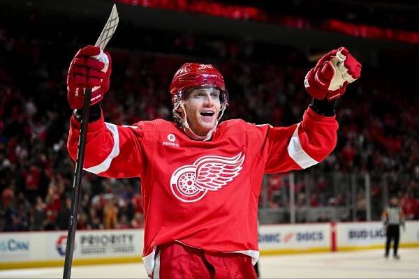 Red Wings re-sign Patrick Kane to 1-year deal: What this means for Detroit