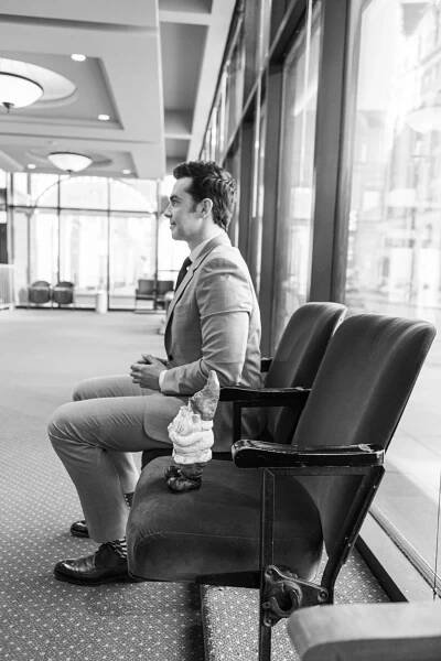 Michael Carbonaro — The Magicians Project
