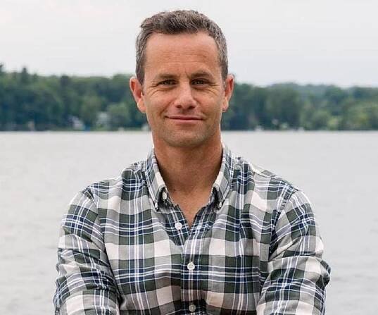 Kirk Cameron Biography - Facts, Childhood, Family Life & Achievements