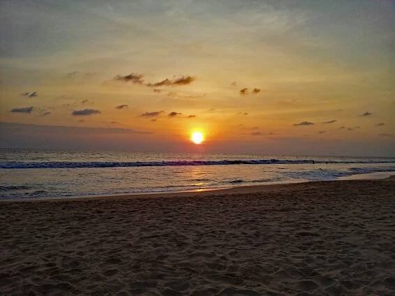 Hikkaduwa Guide - Delux Holidays