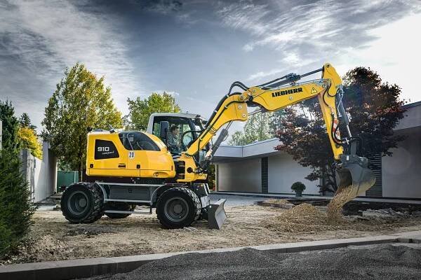 Liebherr Erdbewegung - Tradler-Baumaschinen GmbH