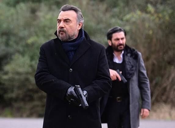 Ben Bu Cihana Sığmazam - Episode 20 - Z filmu - Oktay Kaynarca