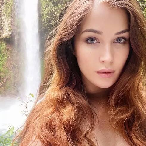 Hot Evelyn Claire luvevelynclaire picture