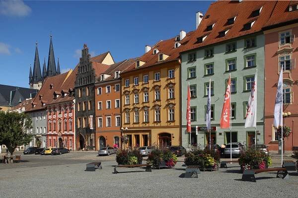 FOTOKVÍZ: Poznáte ze snímků fotografa Deníku město či obec na západě Čech?