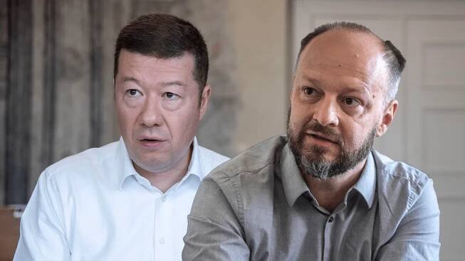 Předseda SPD Tomio Okamura a senátor Václav Láska