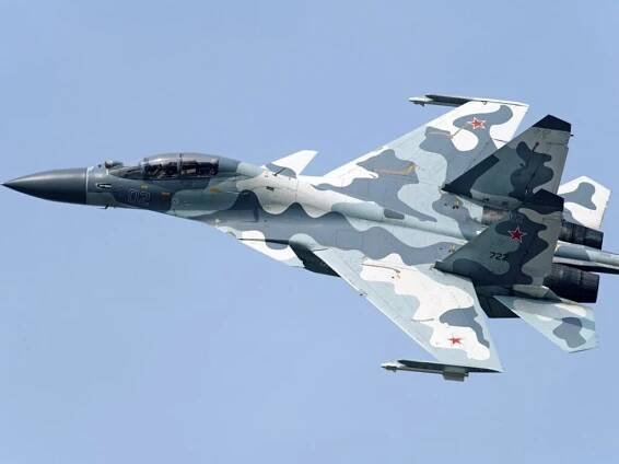 Indický Su-30 MKI vs. čínský Chengdu J-20: Kdo má nejmodernější stíhačku?
