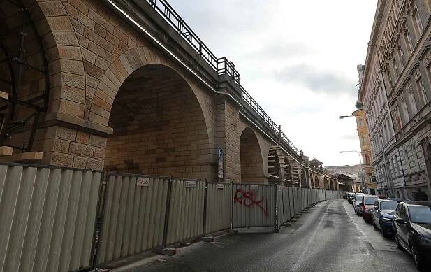 Pokračování oprav Negrelliho viaduktu 24.ledna.