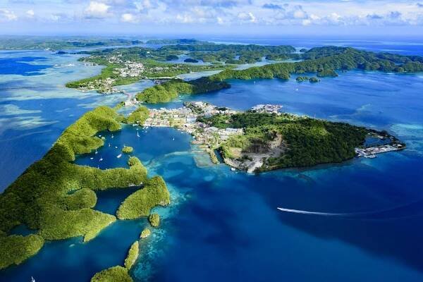 Město Koror na ostrovech Palau | norimotos/123RF.com
