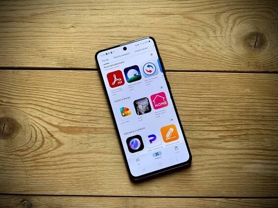Google Play aktualizace přináší řadu novinek. Reaguje i na Apple