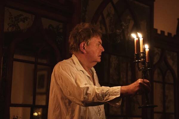 Tom Jones - Episode 1 - Z filmu - James Fleet