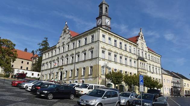 Obyvatelé Benešova vnímají nárůst kriminality, zároveň jsou spokojení s policií