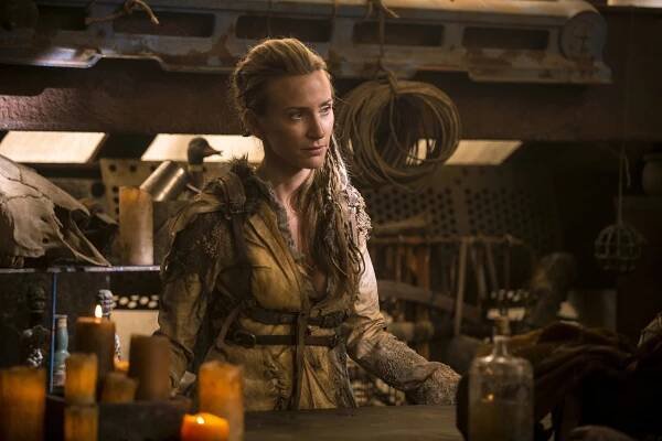 Prvních 100 - Wanheda: Part 1 - Z filmu - Jessica Harmon
