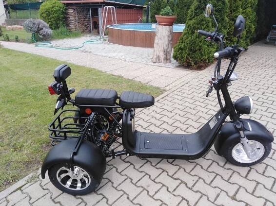 Elektro tříkolka HECHT COCIS MAX černá elektro - Auto-moto
