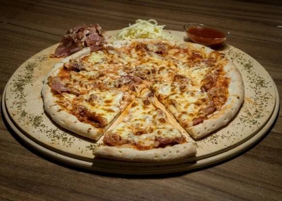 Naše nabídka – Pizza Express Hradec Králové – rozvoz pizzy zdarma