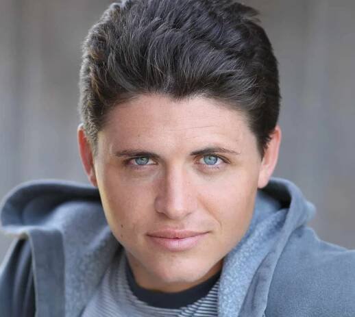 Men's Headshots | Halstan Williams 
