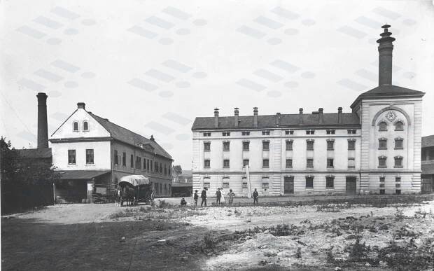 Těšínská 270/27, Neumannův pivovar, Dělnický pivovar, Radvanický pivovar