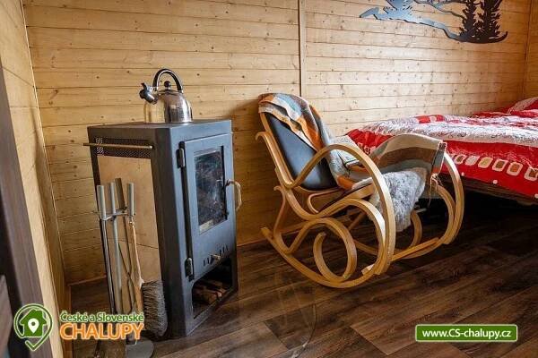 Chata a koupací sud - glamping na samotě Zlínsko (1M-297): CS chalupy, pronájem chaty a chalupy