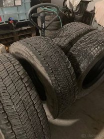 Nákladní pneu 315/70 r22,5